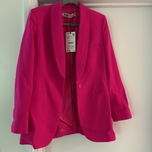 NWT in box — Zara Women's Fuchsia Suit - Picture 5 of 7